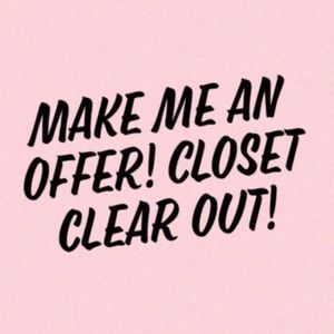 Open to all offers!!! 🌺🌸🌷🌹🌞🌴🌊